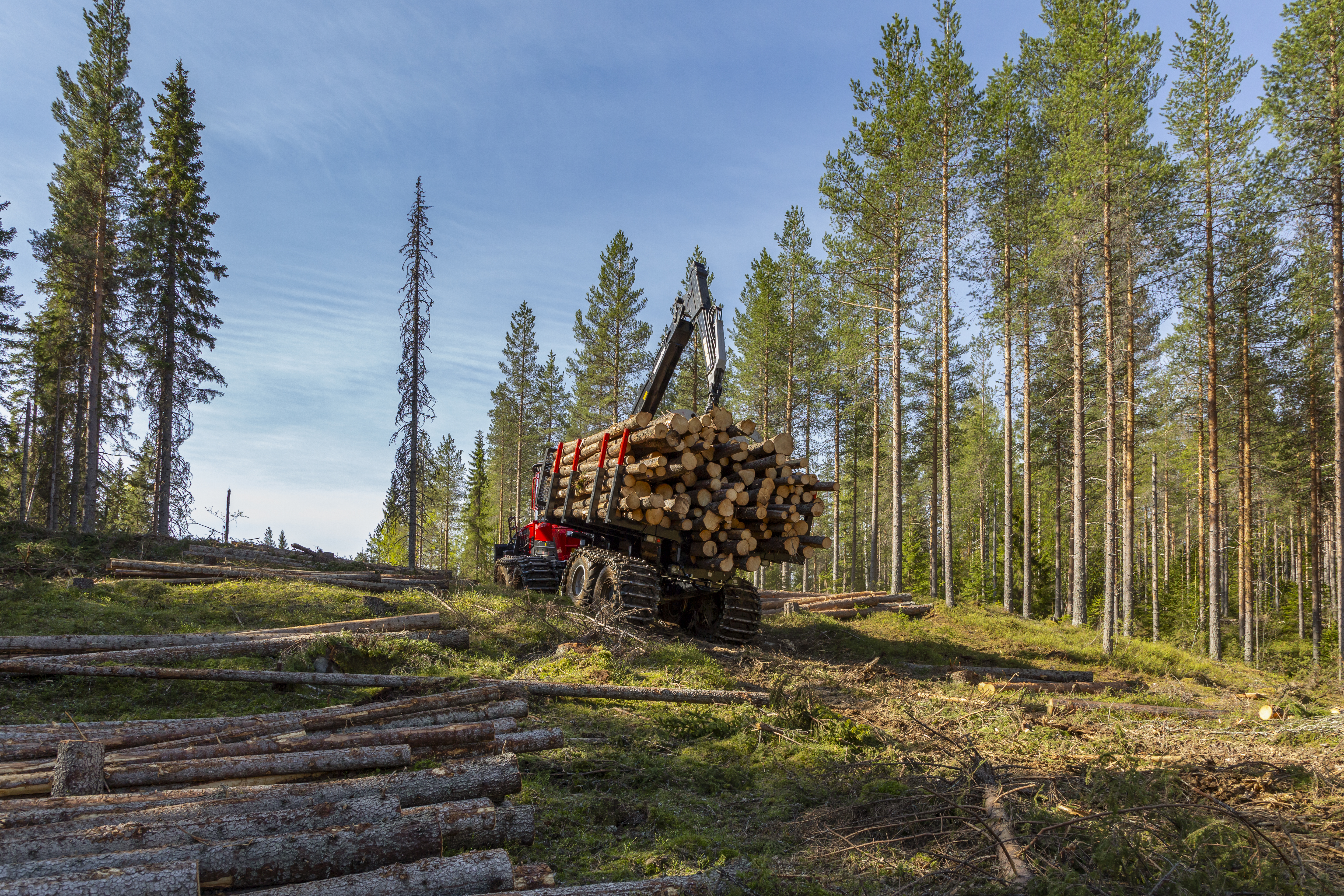 Komatsu 895 forwarder